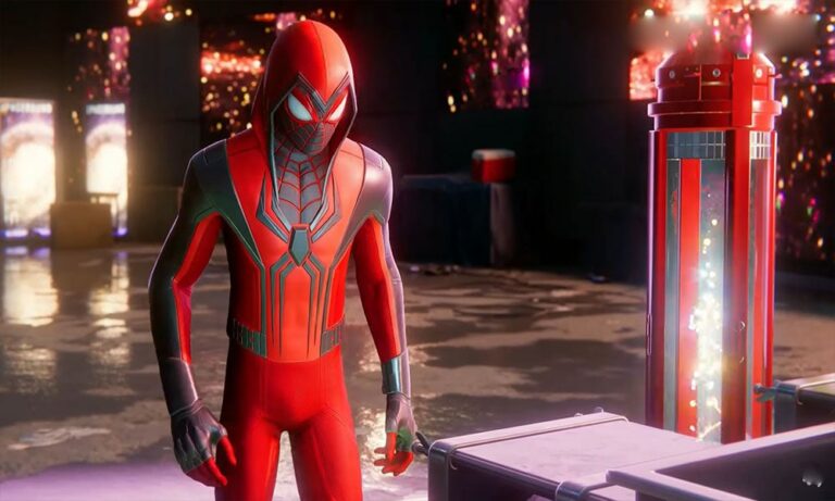 crimson cowl spider man suit